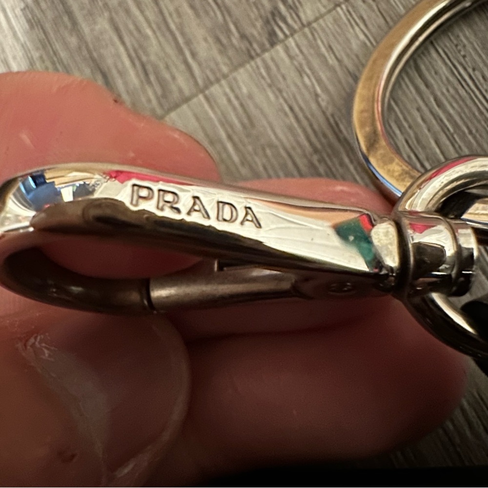 PRADA 100% AUTHENTIC Robot Key Holder Charm DIGITAL COA INCLUDED - Picture 10 of 14